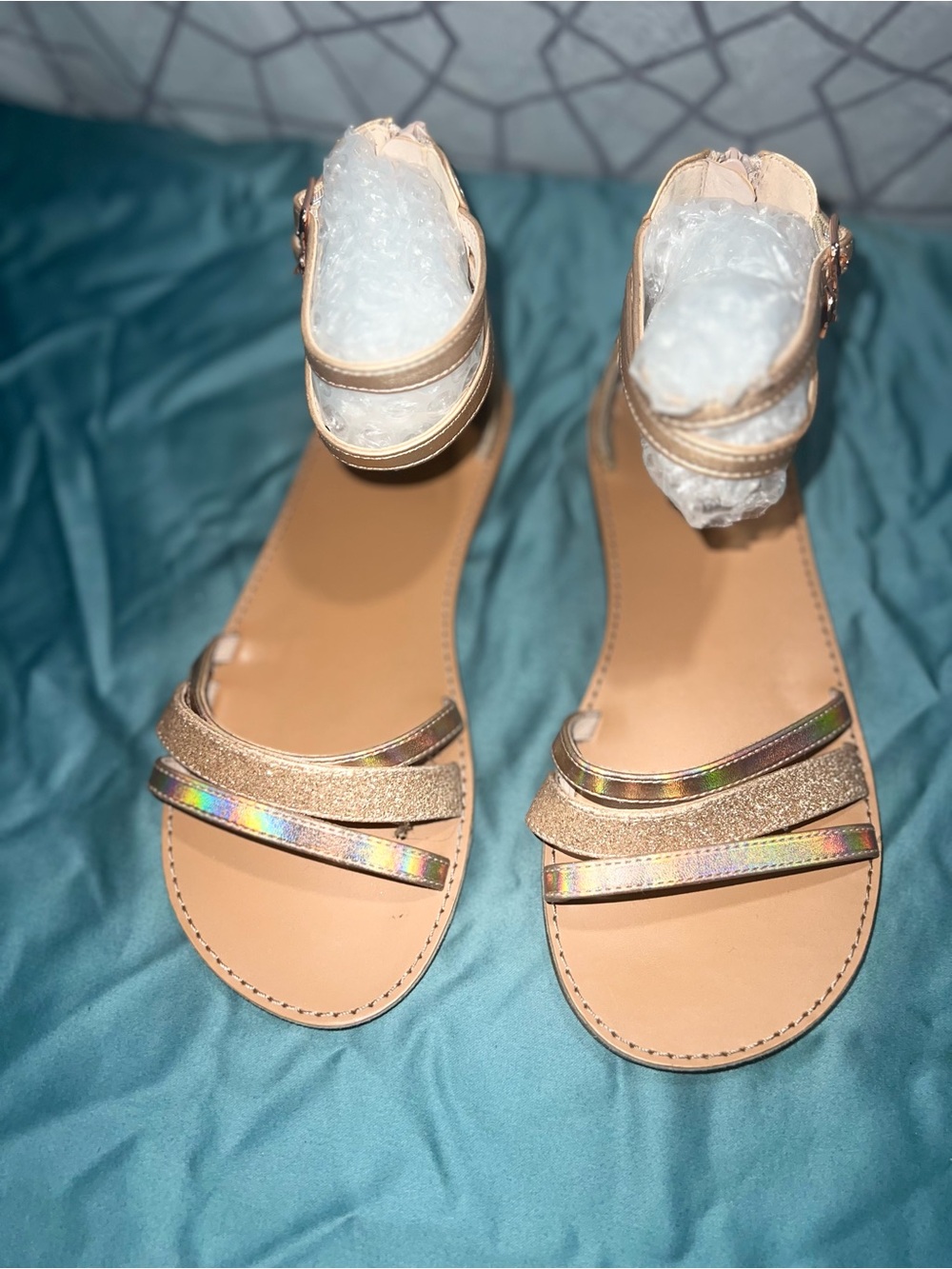 Kids Holographic Strap Ankle Sandals - Gold. Size 4